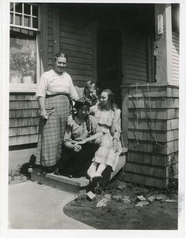 Mrs. Ford, Louise Ford, and Lulu Holland in Biggar, Saskatchewan