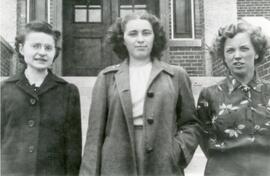 Evalynne Mann, Riessa Shakotko, and Phyllis Brennan in Biggar, Saskatchewan