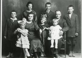 The Hanna Family in Biggar, Saskatchewan