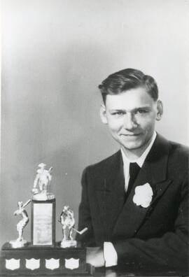 George Kushner with trophy