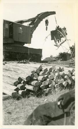 Canadian Crane Lifting Train Wreckage