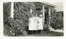 Alice Barnett, Dorothy Turner, Irene Tebo in Biggar, Saskatchewan