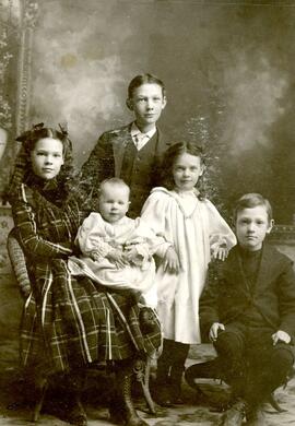 Children of Edwin Jackson Brooks and Helena (Oughtred) Brooks