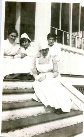 Nurses on the steps of the nurses residence