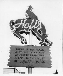 Holt’s Farm and Ranch Supply sign