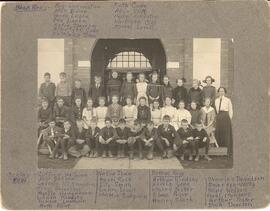 Students of the Broadway School - 1914