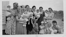 A meeting of Camberley Homemakers in early 1940's