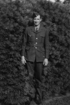 Walter Essex in uniform
