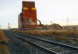 Rosetown landmark being demolished - Photo 2