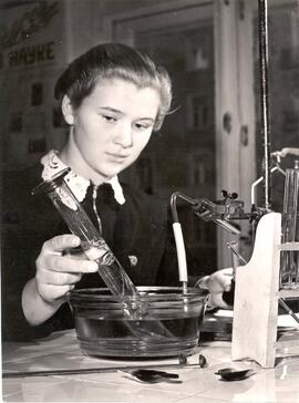 Soviet Education - Laboratory Experiment