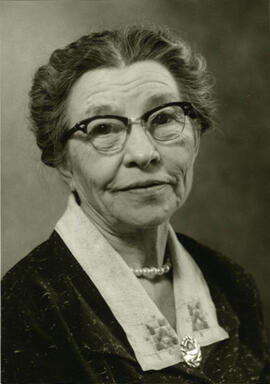 Nan McKay - Portrait