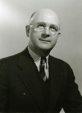 Morley P. Toombs - Portrait