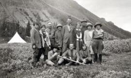 [Canadian] Alpine Club - Group Photo