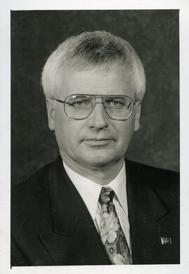 Dr. Dennis Gorecki - Portrait