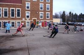 Kinesiology ends classes with annual Road Hockey tournament