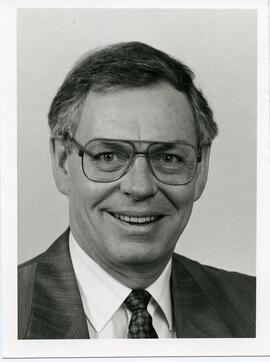 Dr. Bruce R. Schnell - Portrait