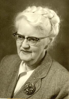 Mabel Timlin - Portrait