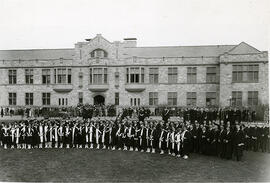 Convocation - Graduands - 1927 - Group Photo