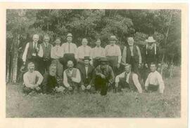 Pioneers of Dundurn. - Group photo.