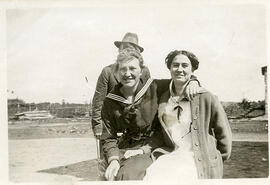 [Better Farming Train] - Mrs. W.W. Thompson and Miss Ester Thompson