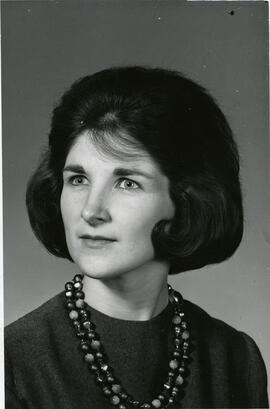 Doris Hasell - Portrait