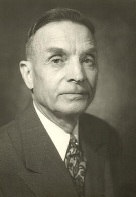 Dr. Frank Quance - Portrait