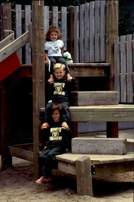 Children in University of Saskatchewan apparel