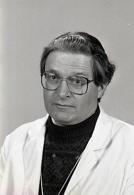 Dr. Barrie Reynolds - Portrait