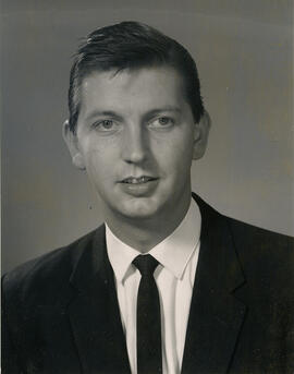 Dr. Alan Hill - Portrait