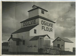Ogilvie elevator, Wolseley, Saskatchewan, ca. 1950
